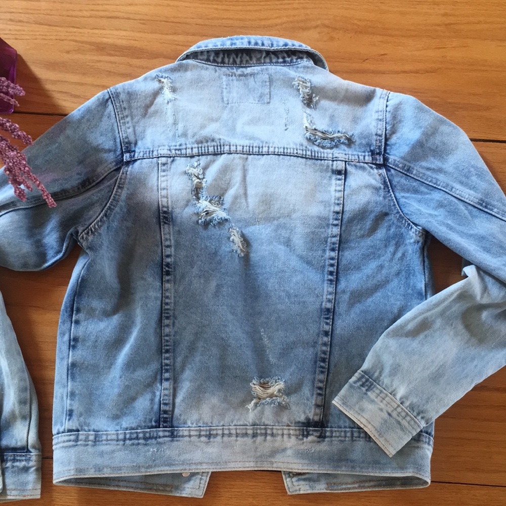 Denim Jacket ✨ - Picture 6 of 6
